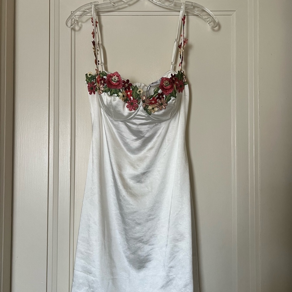 Princess Polly Kenzie mini dress - Picture 3 of 6